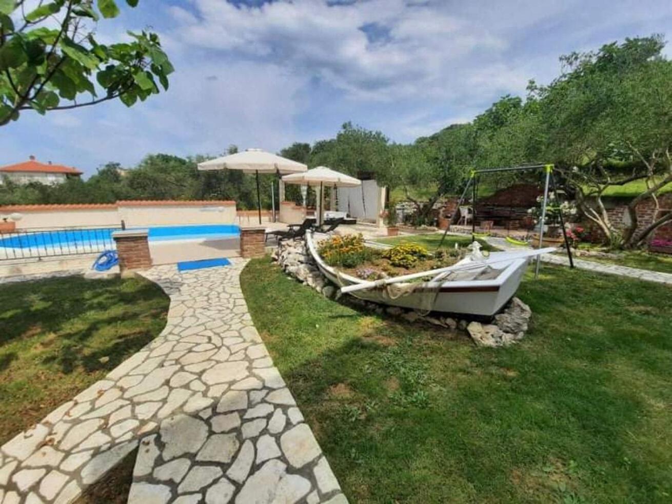 Apartments Robi- Swimming Pool And Beautiful Garden Kampor ภายนอก รูปภาพ
