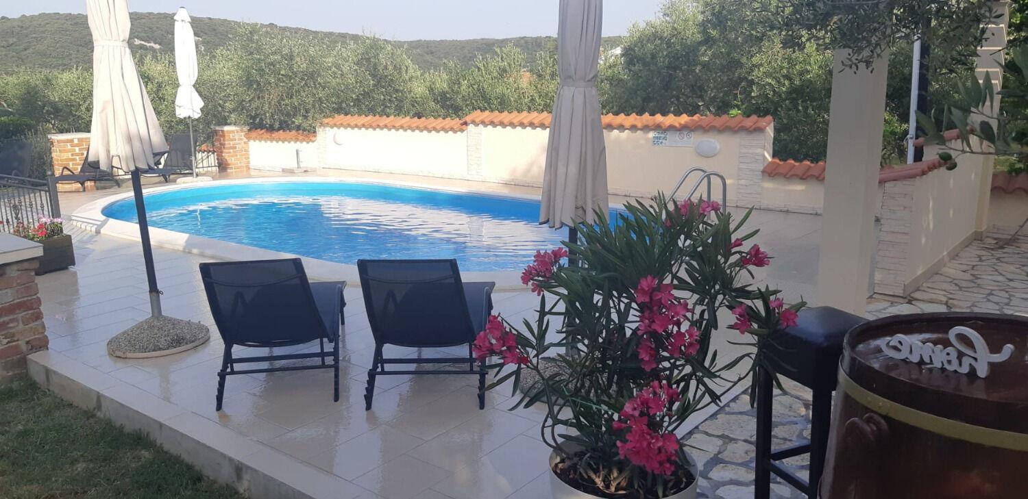 Apartments Robi- Swimming Pool And Beautiful Garden Kampor ภายนอก รูปภาพ